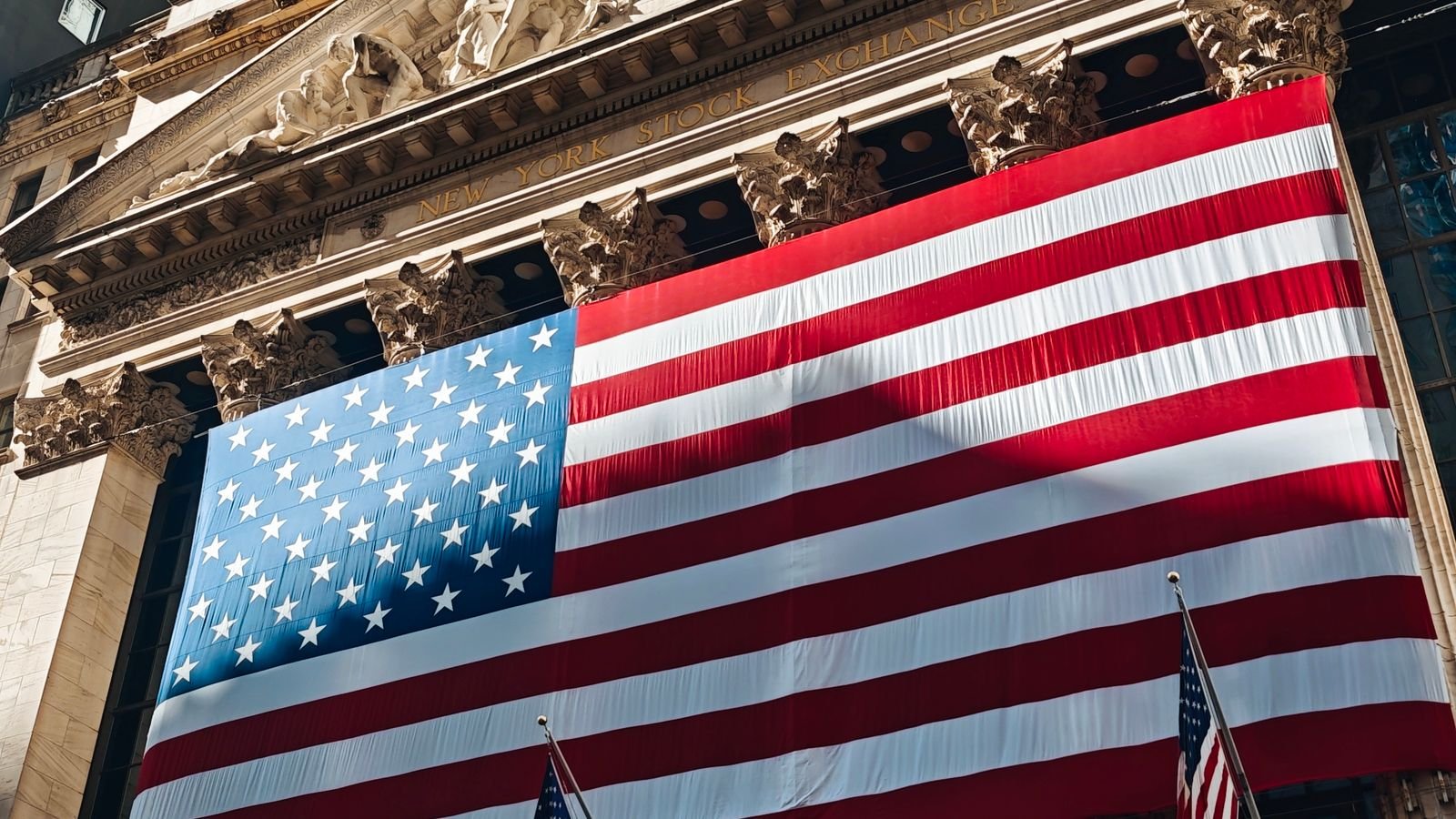 S&P 500 Buybacks Set to Hit a Record: What the Excise Tax Debate Could Mean